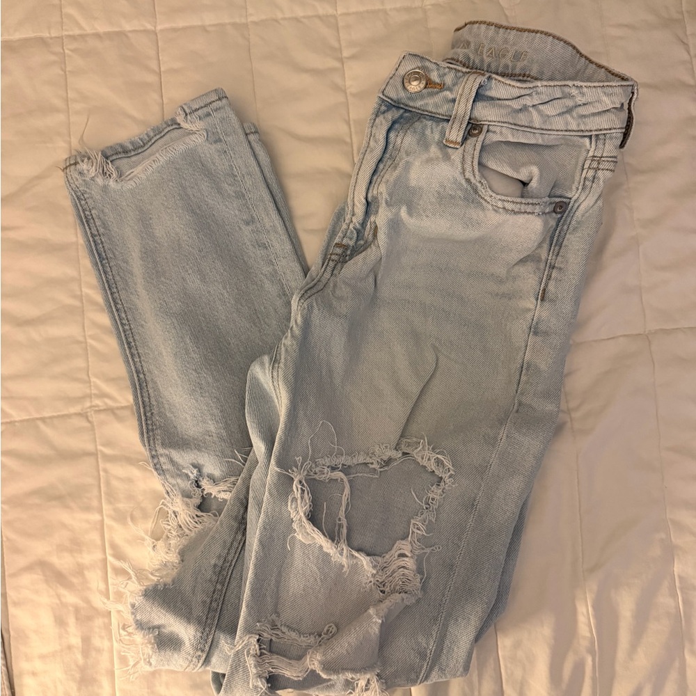 American Eagle Outfitters Light Blue Ripped Boyfriend Jeans